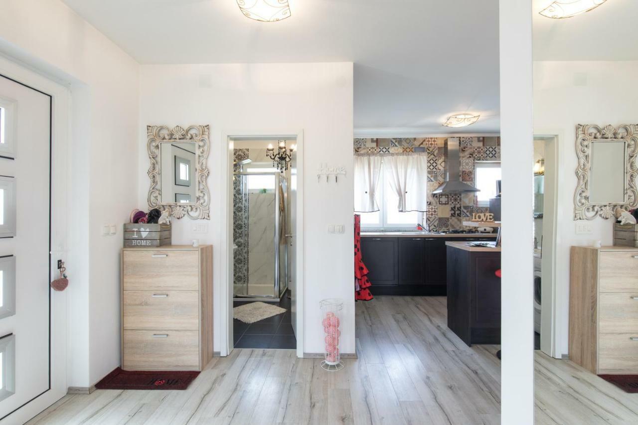 Chic Loft Appartment Крк Экстерьер фото